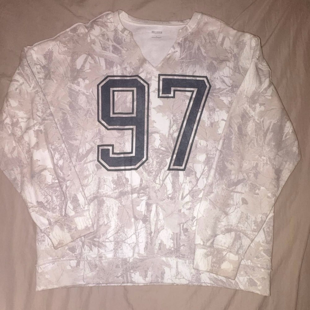 Hollister Camouflage Sweatshirt